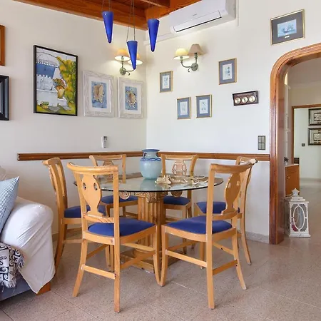 Balcon Al Mar Apartment